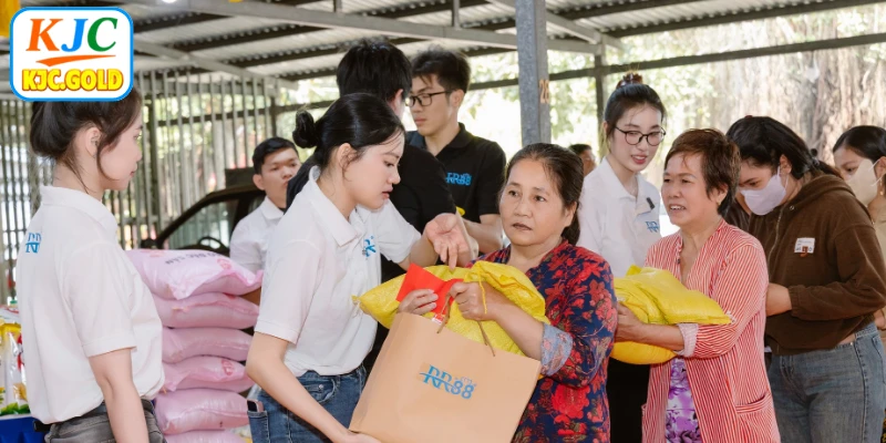 Bức tranh tuyển dụng KJC - cơ hội việc làm cho người lao động